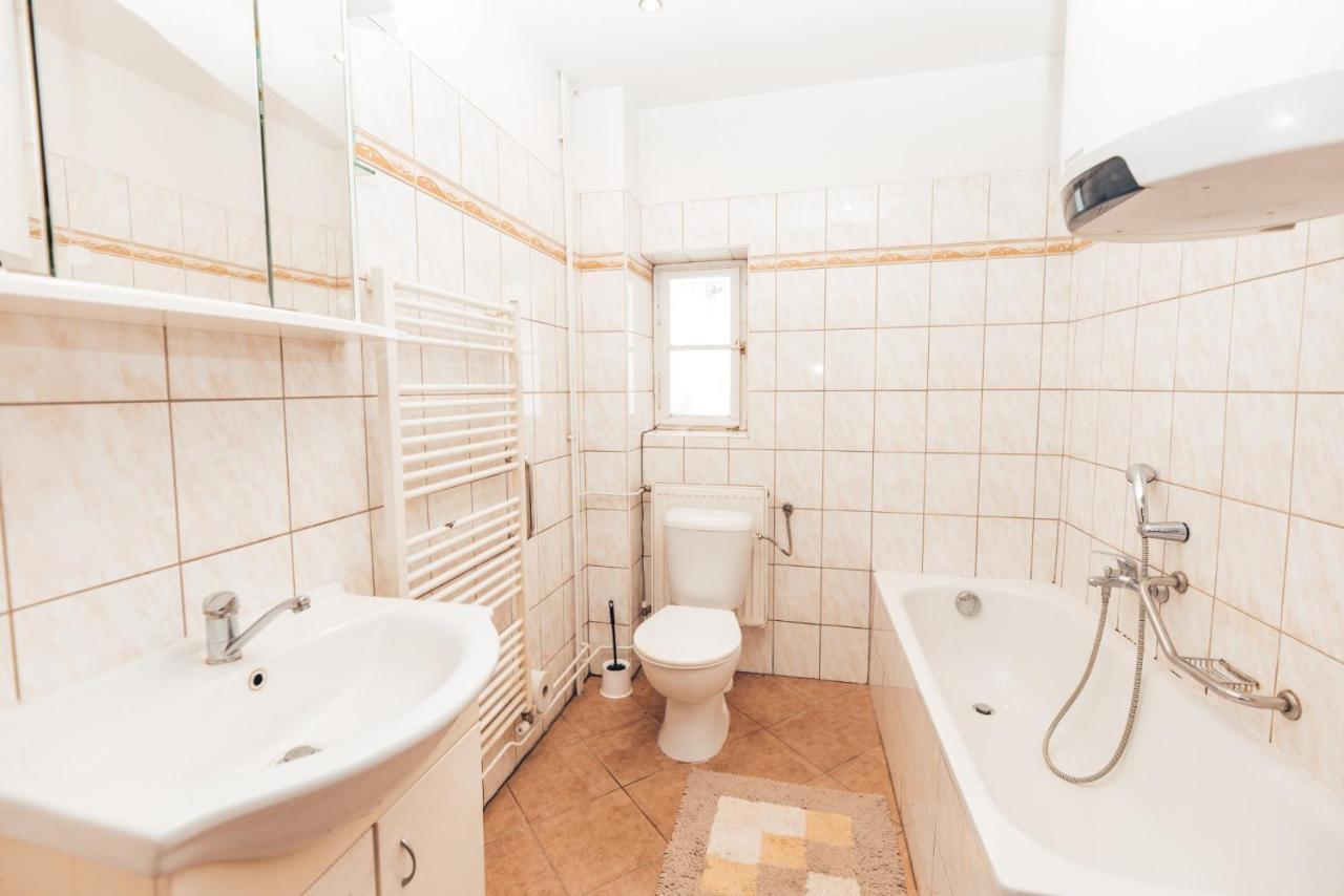 Schupplerova Vila Hostejn Exteriör bild